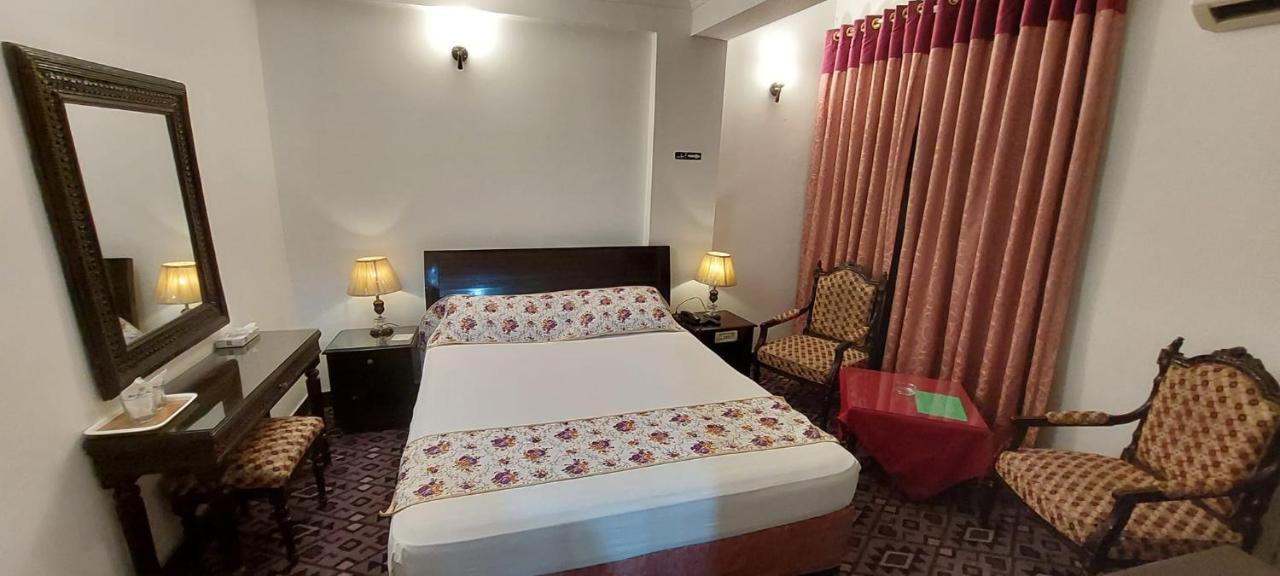 Grace Crown Hotel Islamabad Exteriör bild